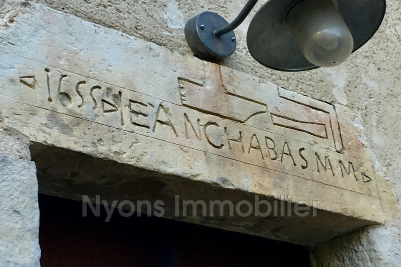 Maison de village - 375 m² - 10 pièces