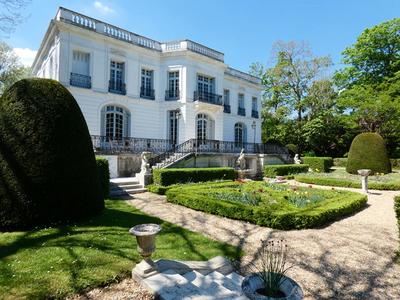 Château - 400 m² - 11 pièces