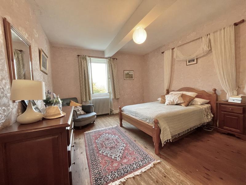 Maison traditionnelle - 130 m² - 6 pièces