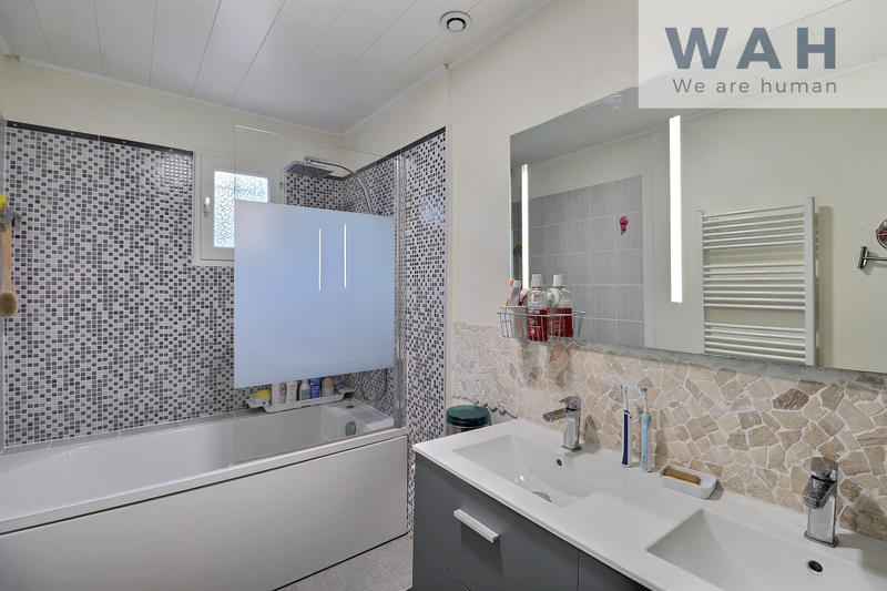 Maison - 120 m² - 4 pièces