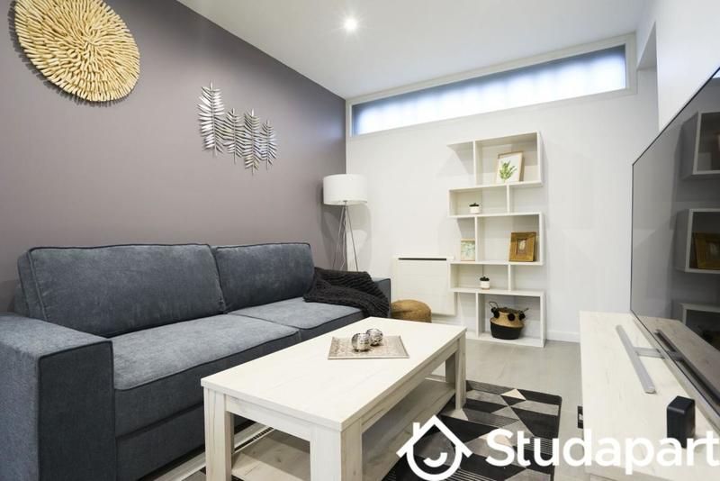 Chambre - 14 m² - 1 pièce