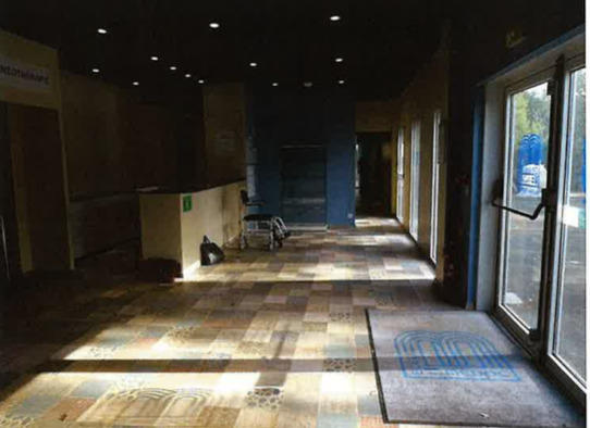 Local commercial - 1 056 m²