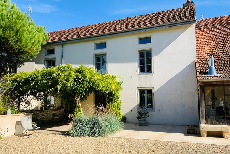 Villa - 365 m² - 7 pièces