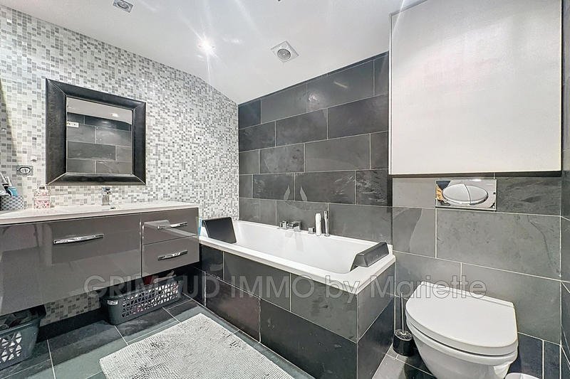 Mazet - 56 m² - 4 pièces