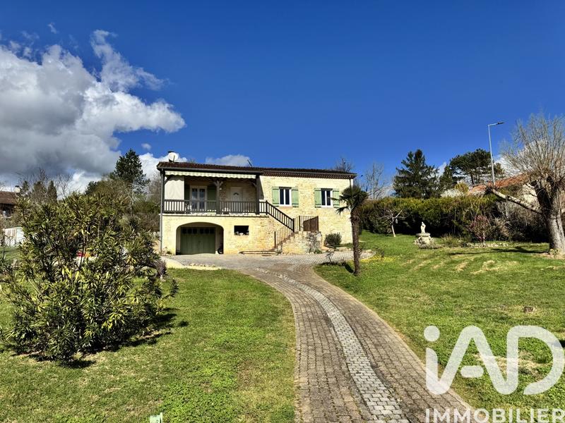 Maison - 108 m² - 4 pièces