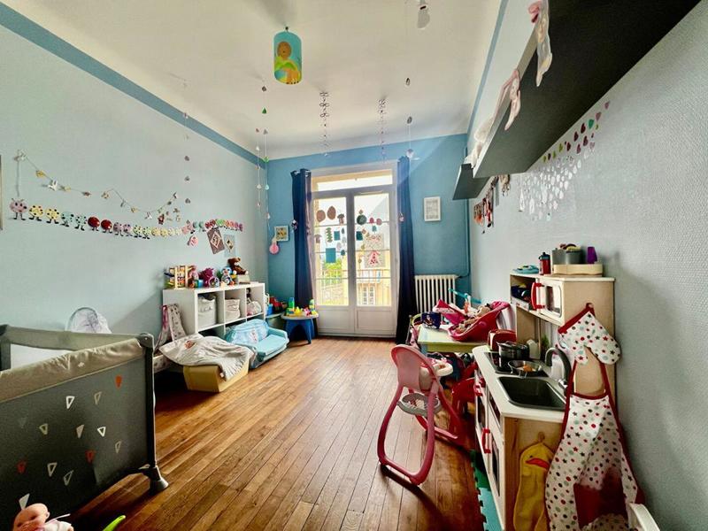 Appartement - 81 m² - 4 pièces