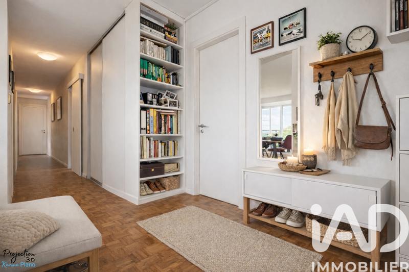 Appartement - 121 m² - 6 pièces