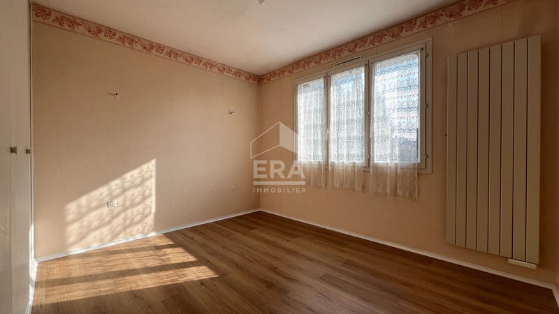 Maison - 122 m² - 7 pièces