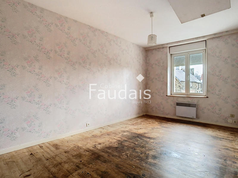 Maison - 98 m² - 4 pièces