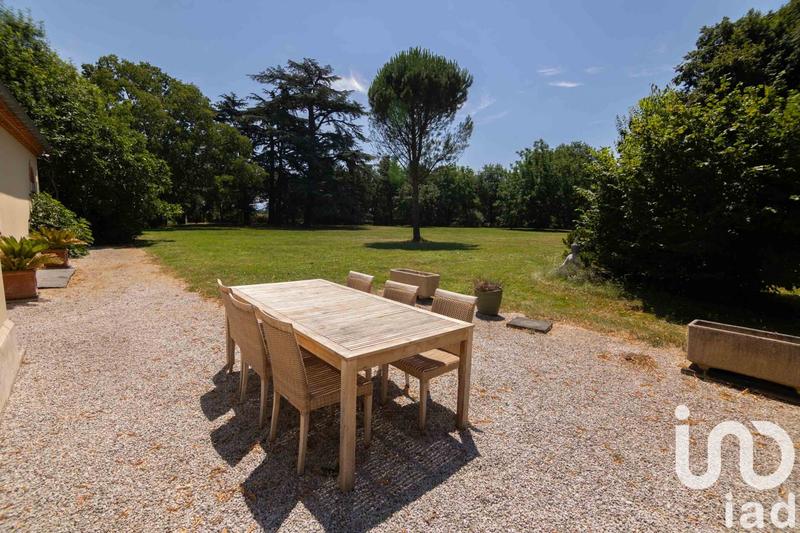 Maison - 405 m² - 12 pièces