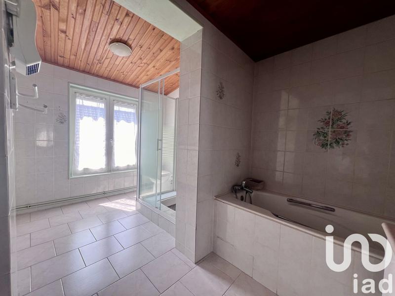 Maison de ville - 273 m² - 9 pièces