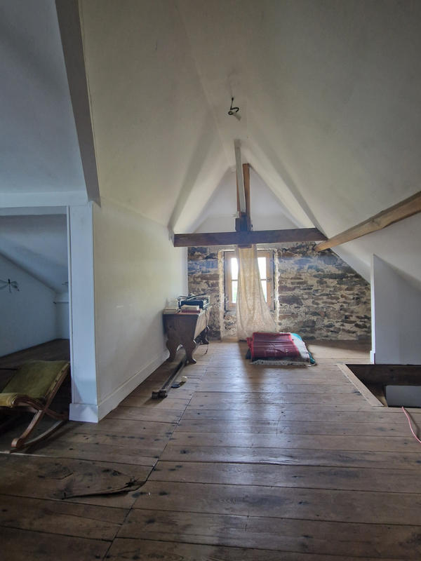 Maison - 232 m² - 7 pièces