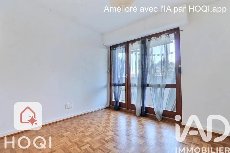 Appartement - 90 m² - 4 pièces