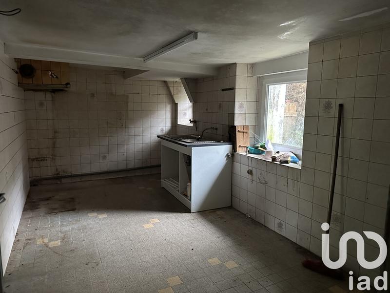 Maison - 213 m² - 11 pièces