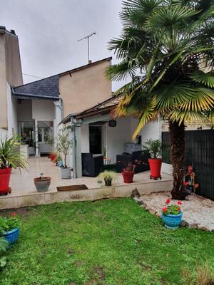 Maison - 93 m² - 4 pièces