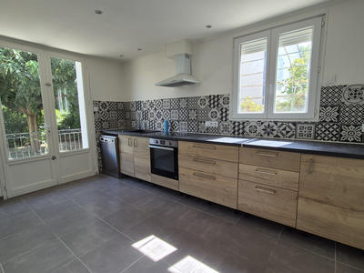 Maison - 103 m² - 4 pièces