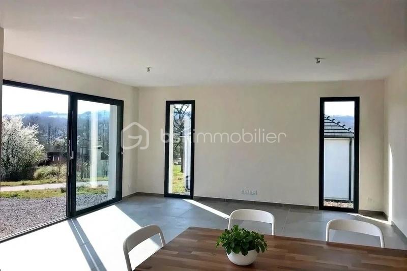 Maison - 100 m² - 4 pièces