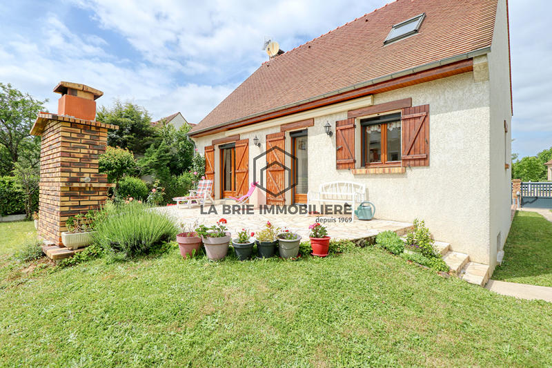 Maison - 103 m² - 5 pièces