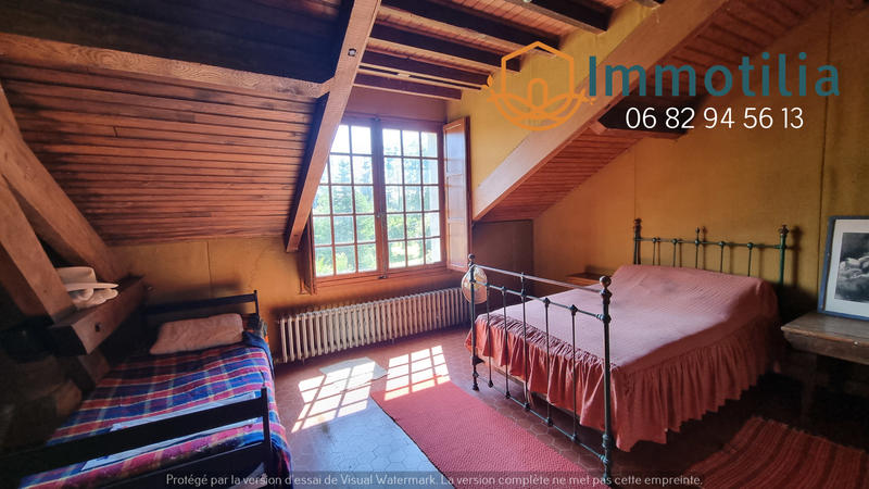 Maison - 190 m² - 8 pièces