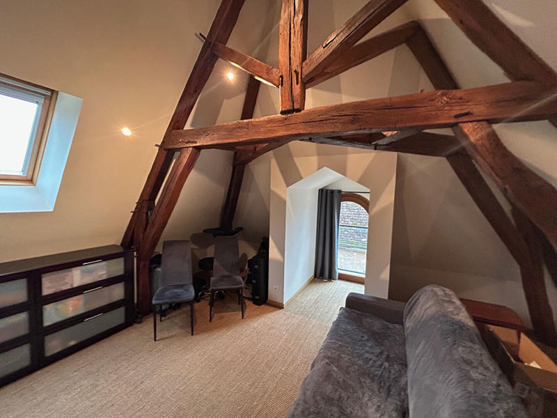 Maison - 203 m² - 7 pièces