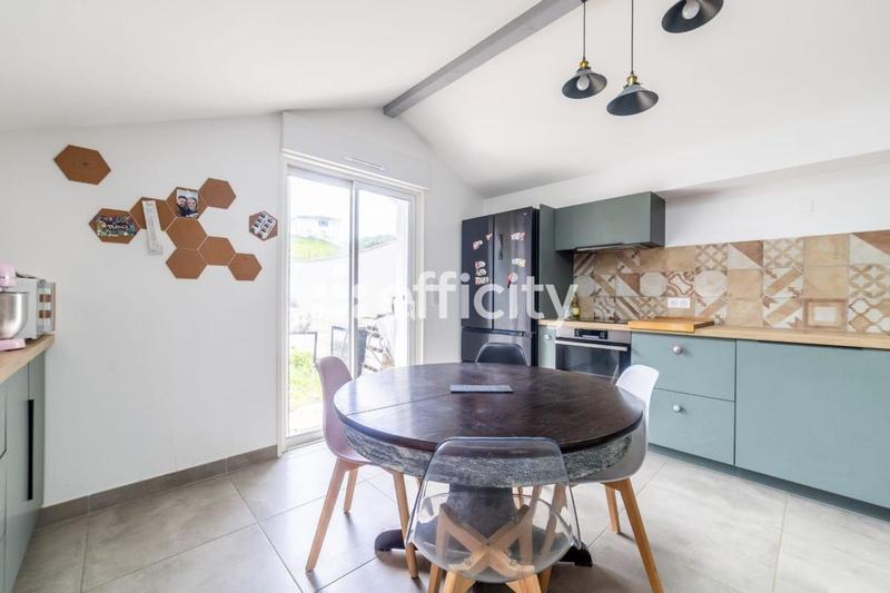 Maison - 60 m² - 3 pièces