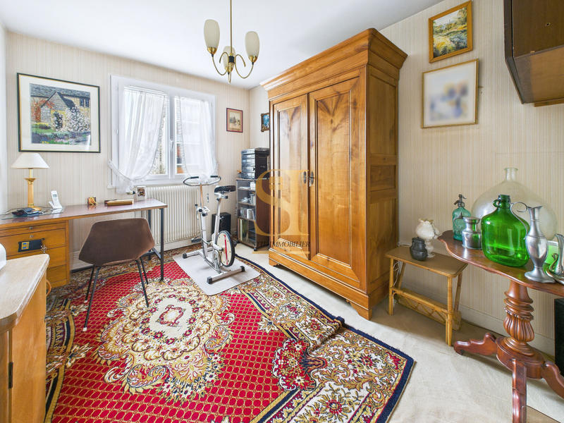 Appartement - 92 m² - 5 pièces