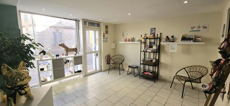 Local commercial - 66 m² - 1 pièce