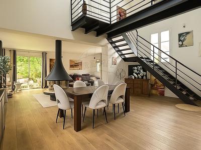 Maison - 169 m² - 7 pièces