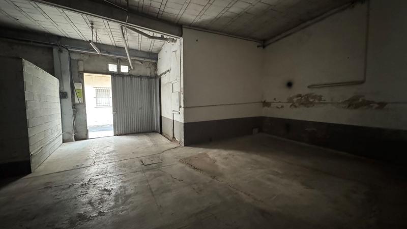 Parking / Garage - 120 m²