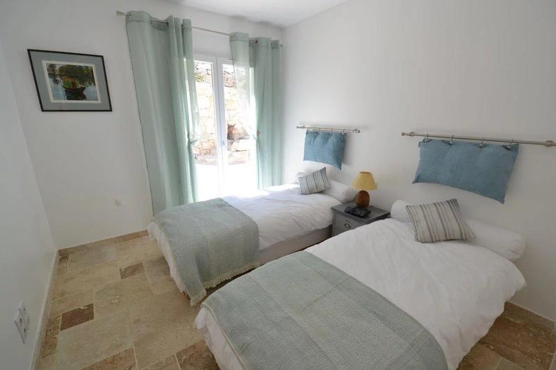 Villa - 186 m² - 6 pièces