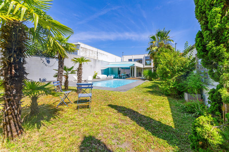 Maison - 147 m² - 5 pièces