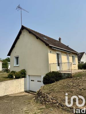 Maison - 90 m² - 4 pièces