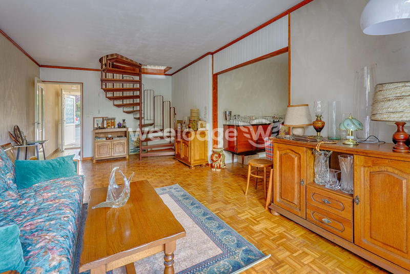 Maison - 97 m² - 6 pièces