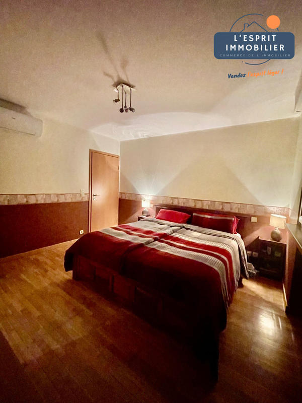 Appartement - 90 m² - 4 pièces