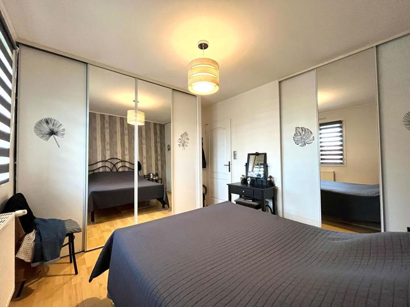 Maison - 121 m² - 4 pièces