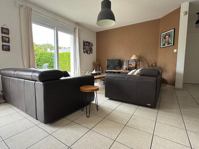 Maison - 101 m² - 6 pièces