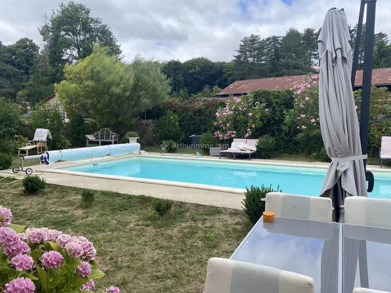 Maison - 153 m² - 5 pièces