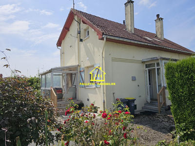 Maison - 110 m² - 4 pièces