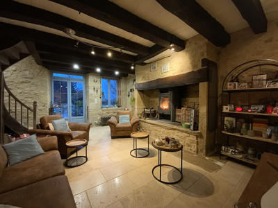 Maison - 217 m² - 10 pièces