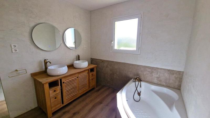 Maison - 115 m² - 7 pièces