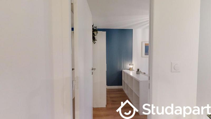 Chambre - 10 m² - 1 pièce