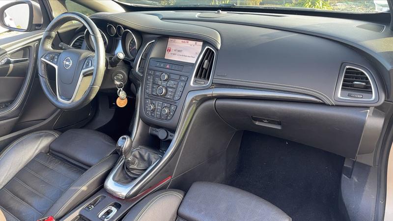 Opel Cascada 1.4 Turbo 140 FlexFuel Cosmo