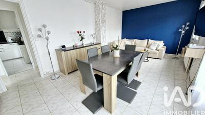 Maison - 84 m² - 4 pièces