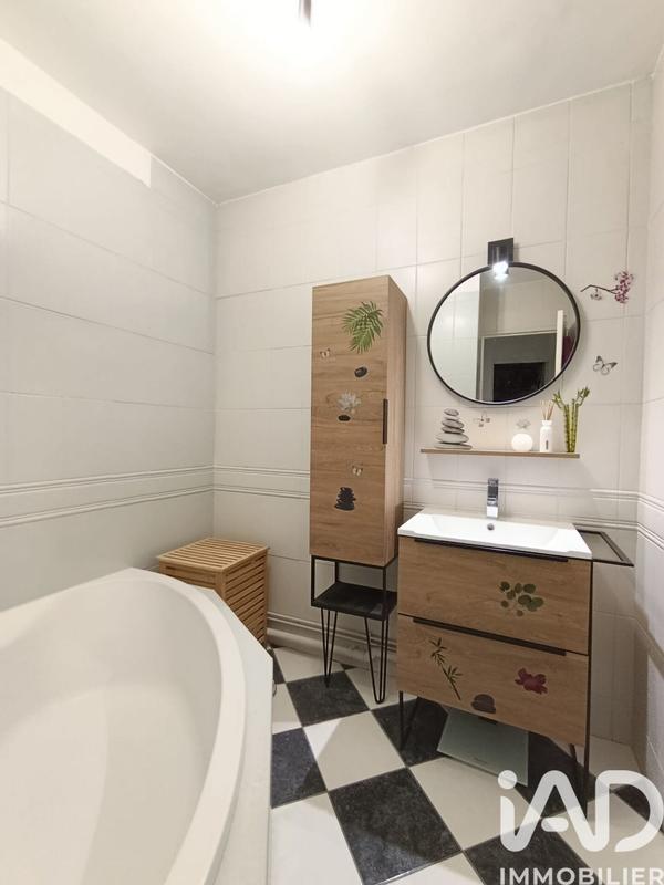 Appartement - 65 m² - 3 pièces