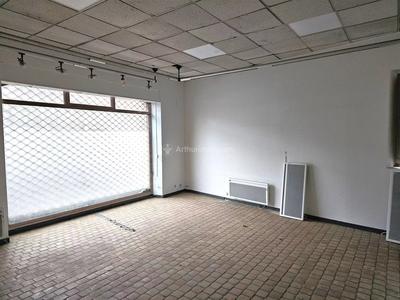 Maison - 300 m² - 10 pièces