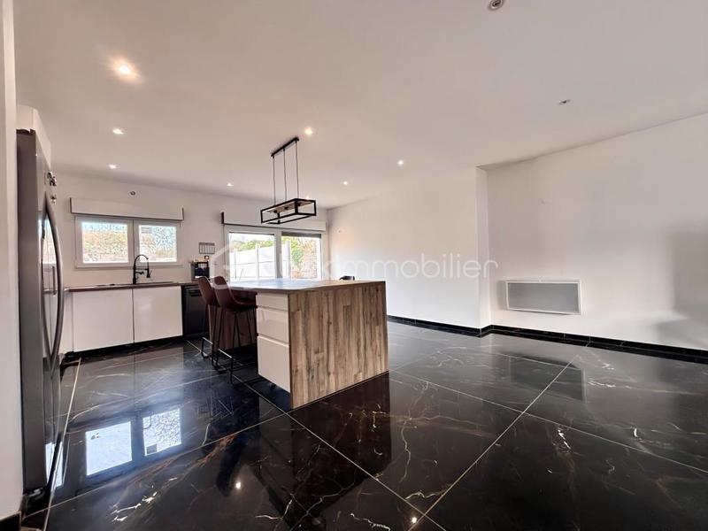 Pavillon - 125 m² - 5 pièces