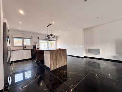 Pavillon - 125 m² - 5 pièces