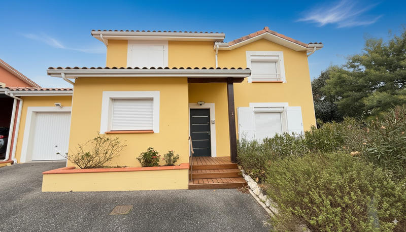 Maison - 144 m² - 5 pièces