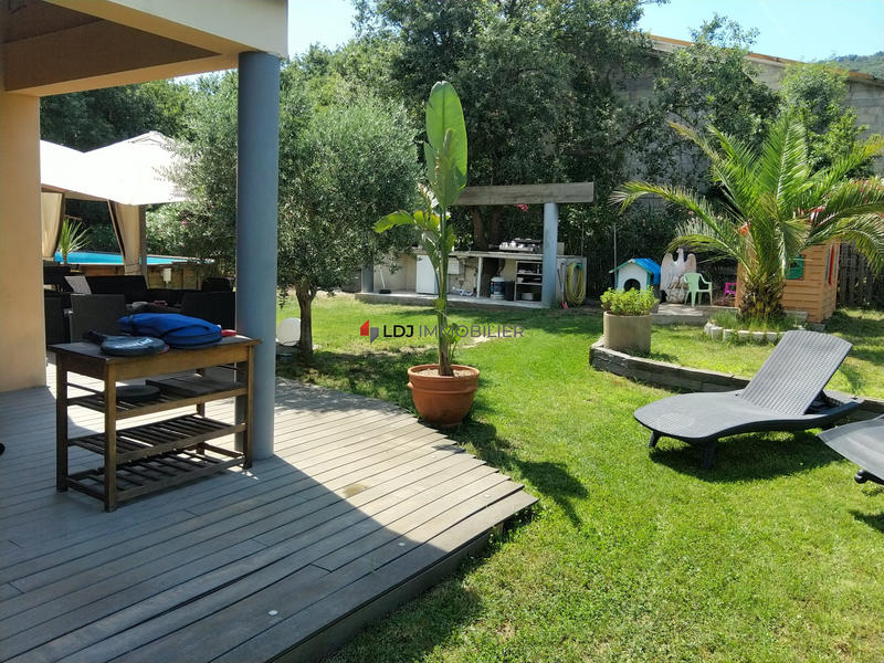 Villa - 171 m² - 6 pièces