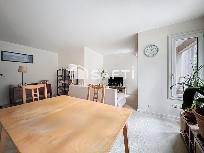 Appartement - 87 m² - 4 pièces